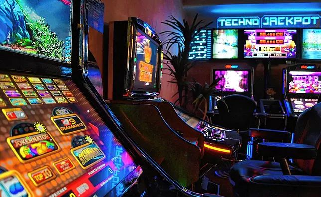 پاکستان میں 3 Patti Lucky کا آن لائن کیسینو سیکشن کھولیں۔